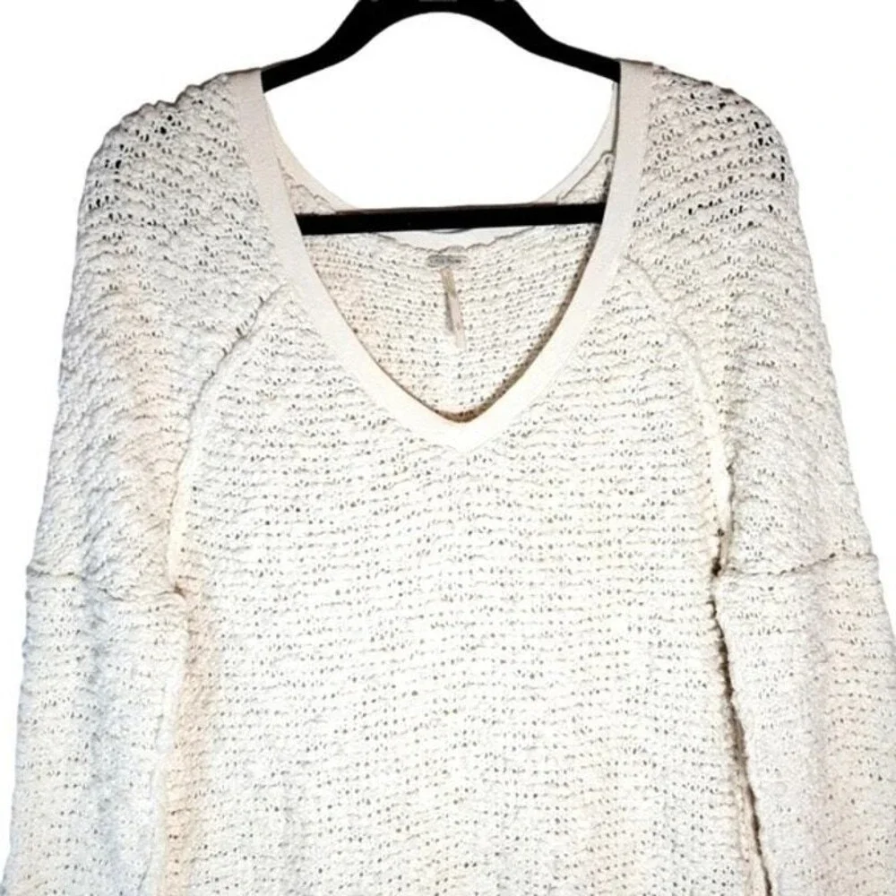 Free People Moonbeam V-Neck Pullover‎ Sweater Alpaca Soft Ivory Crop Size:M NWOT